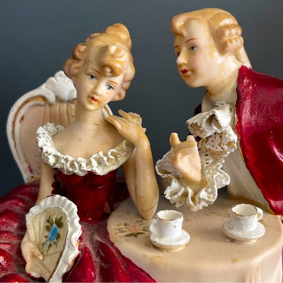 Vintage English Lover Porcelain. Dated 7/76 - Picture 7 of 11